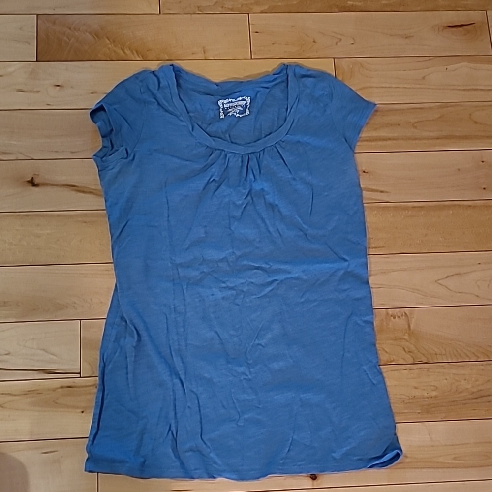 Motherhood Maternity women's XS t-shirt